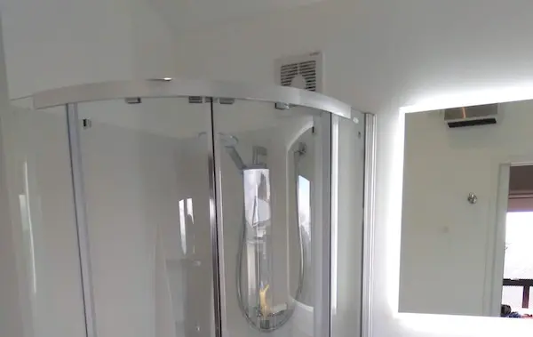 bathroom-extractor-fan-Wellington-ventillation.jpg